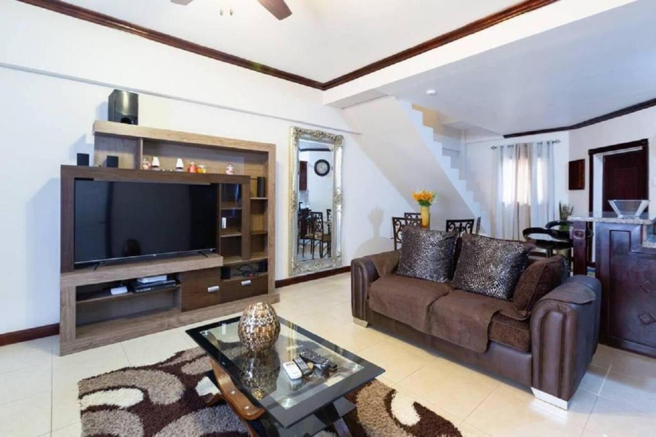 Lovely 2-Bed Apartment In The New Kingston Area エクステリア 写真