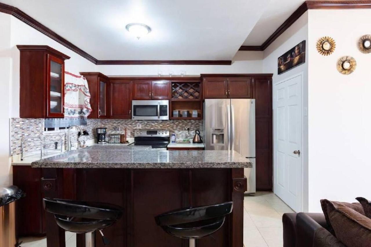 Lovely 2-Bed Apartment In The New Kingston Area エクステリア 写真