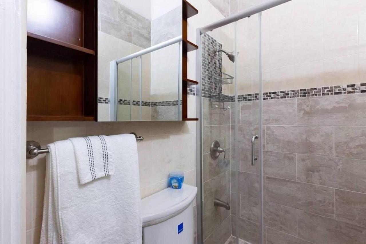 Lovely 2-Bed Apartment In The New Kingston Area エクステリア 写真