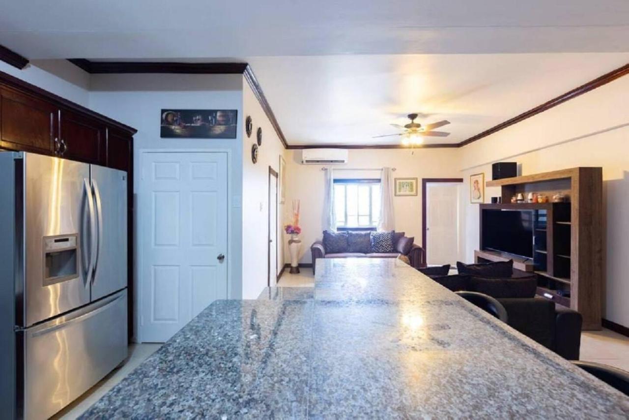 Lovely 2-Bed Apartment In The New Kingston Area エクステリア 写真